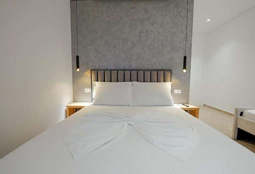 فندق Villa Juna Beach