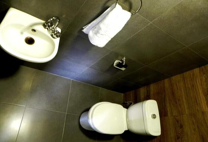 پانسیون Gallery Guesthouse