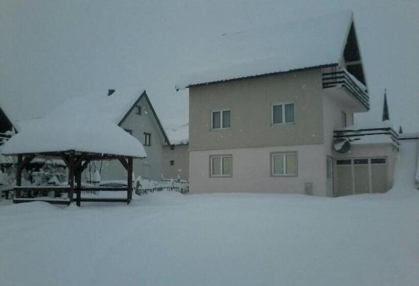 پانسیون Guesthouse Mijatovic