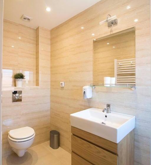 پانسیون Nana / Sobe & Apartmani