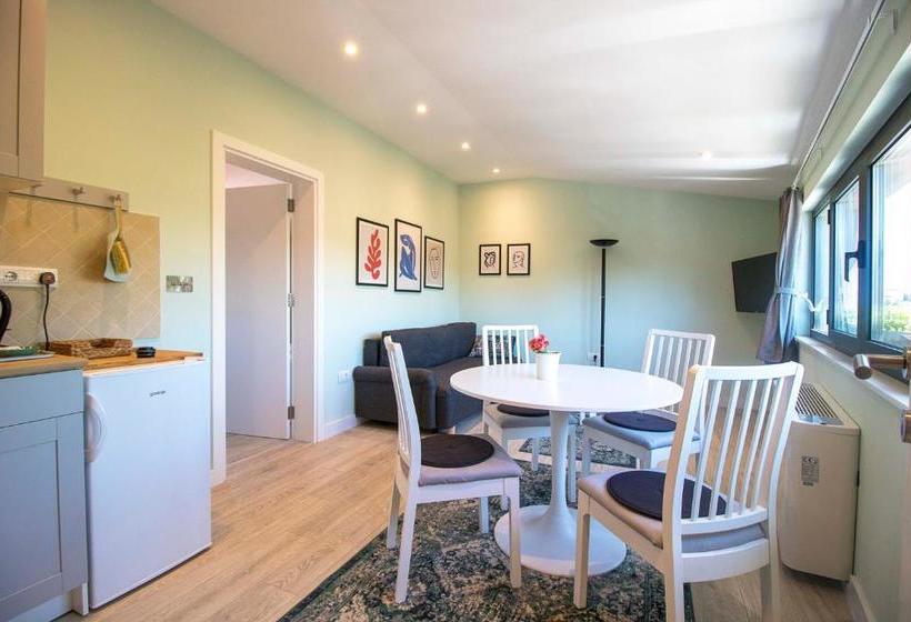 پانسیون Nana / Sobe & Apartmani