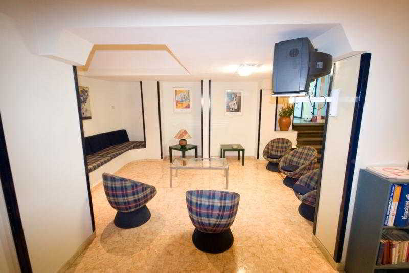 Apartamentos Catalina Park