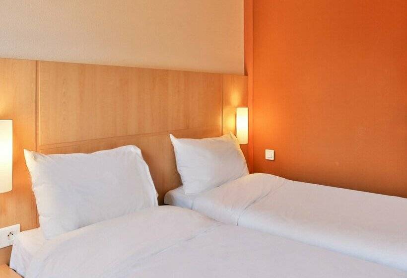 B&B HOTEL Les Sables-d'Olonne Centre Gare