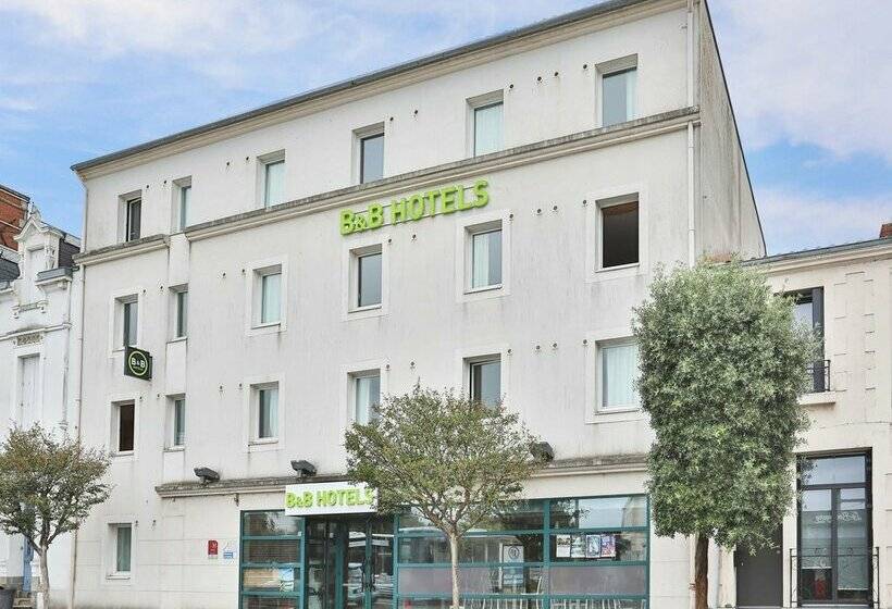 B&B HOTEL Les Sables-d'Olonne Centre Gare