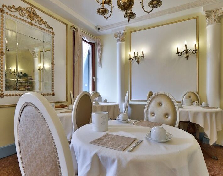 Fotos del hotel Arlecchino:  25