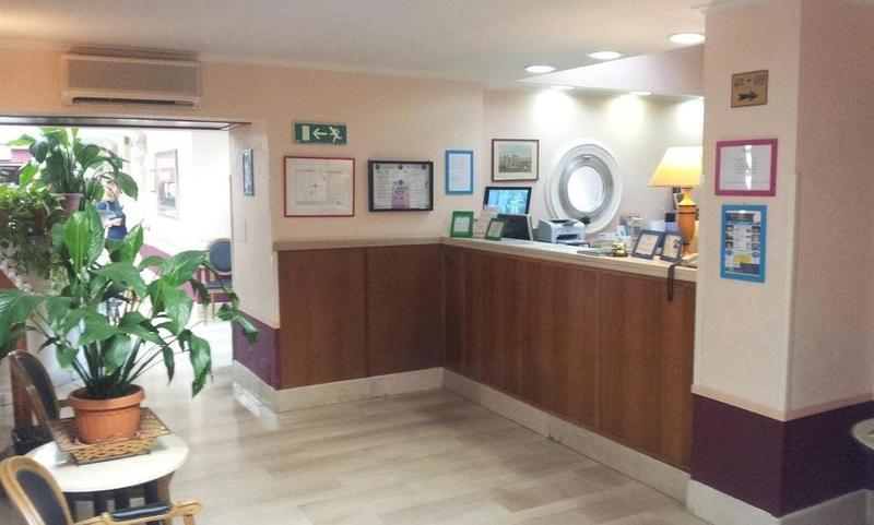 Fotos del hotel Center 1-2-3:  6