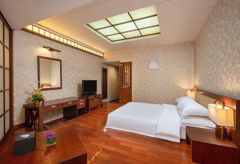 هتل Century Plaza
