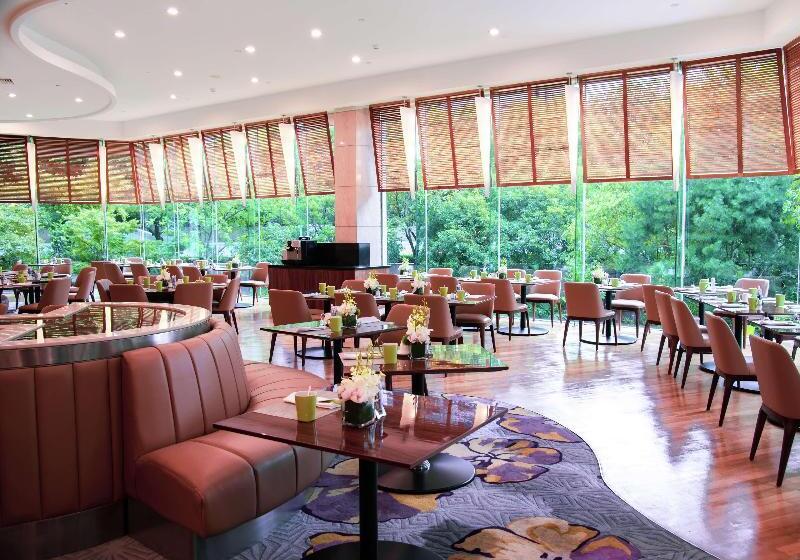 هتل Doubletree By Hilton  Shanghai  Pudong