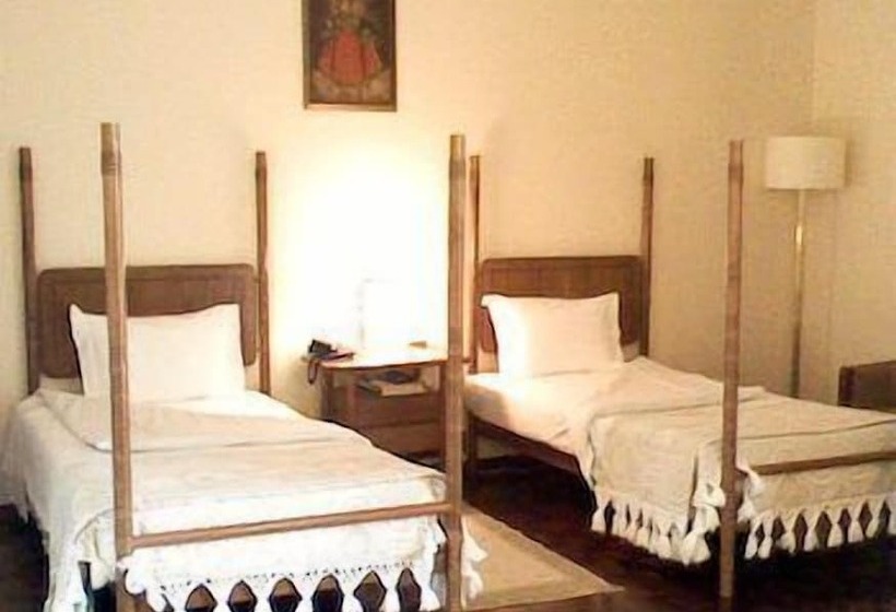 Отель Fortaleza de Almeida