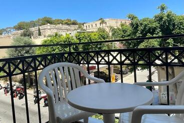 هتل Fortezza
