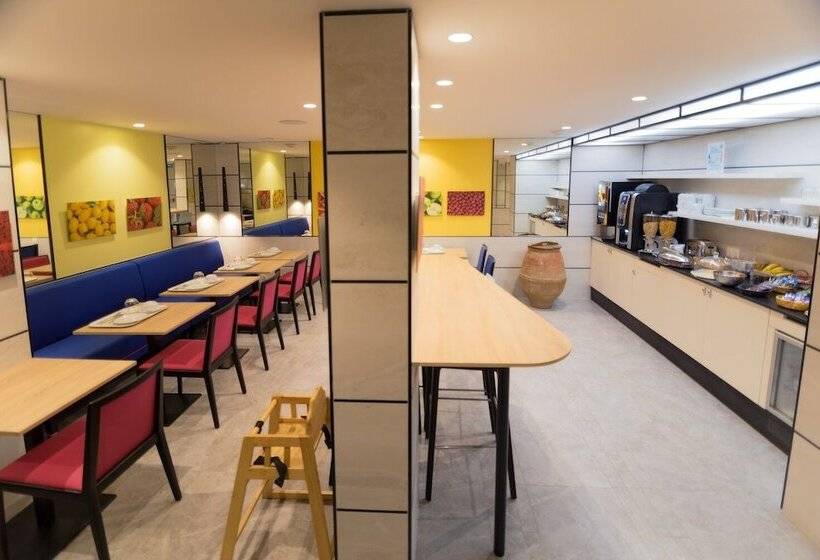 Fotos del hotel Hôtel Charing Cross:  10