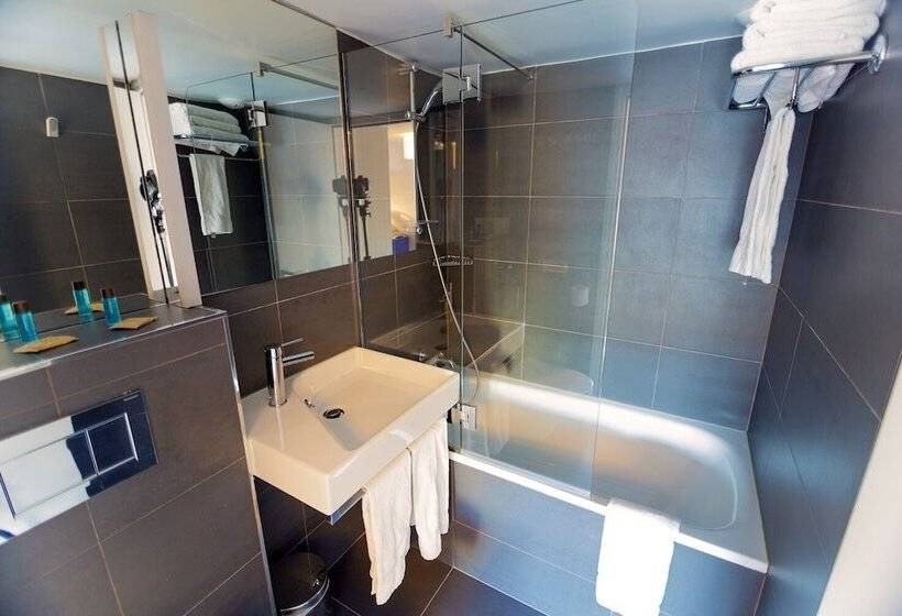 Fotos del hotel Hôtel Charing Cross:  4
