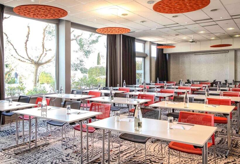 בית מלון כפרי Ibis Cavaillon Portes Du Luberon