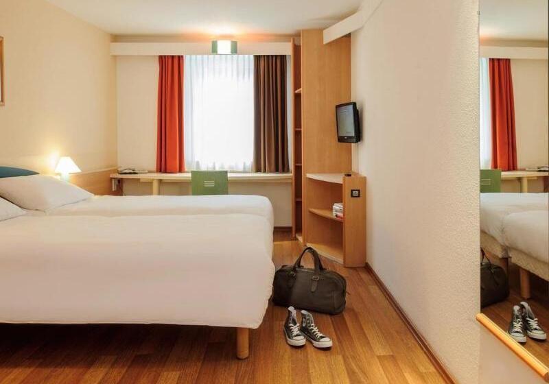 ホテル Ibis Jena City