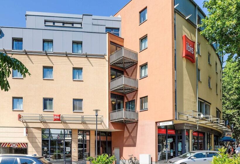 Отель Ibis Jena City