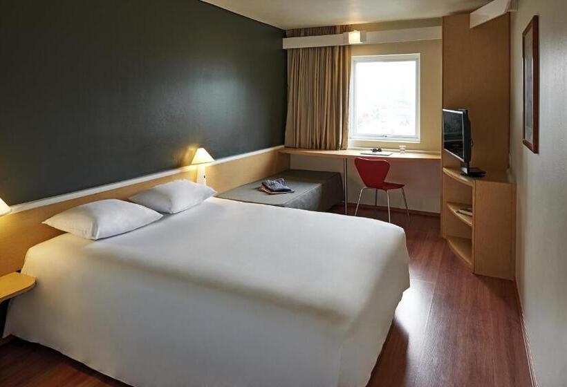 هتل Ibis Monterrey Valle