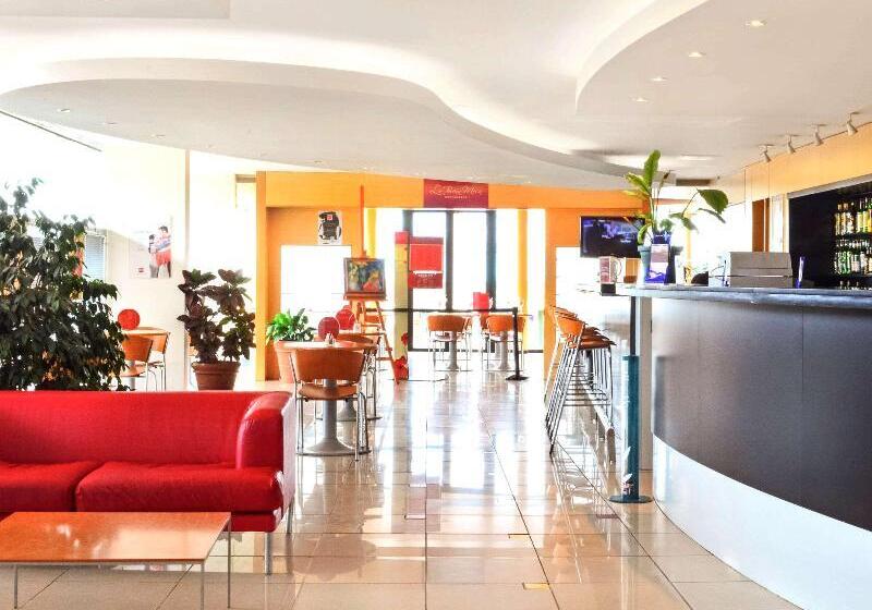 Fotos del hotel Ibis Montevideo Rambla:  11