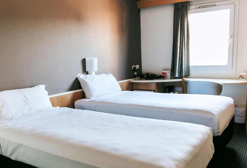 هتل Ibis Newcastle