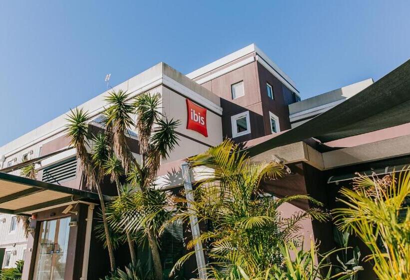 هتل Ibis Newcastle