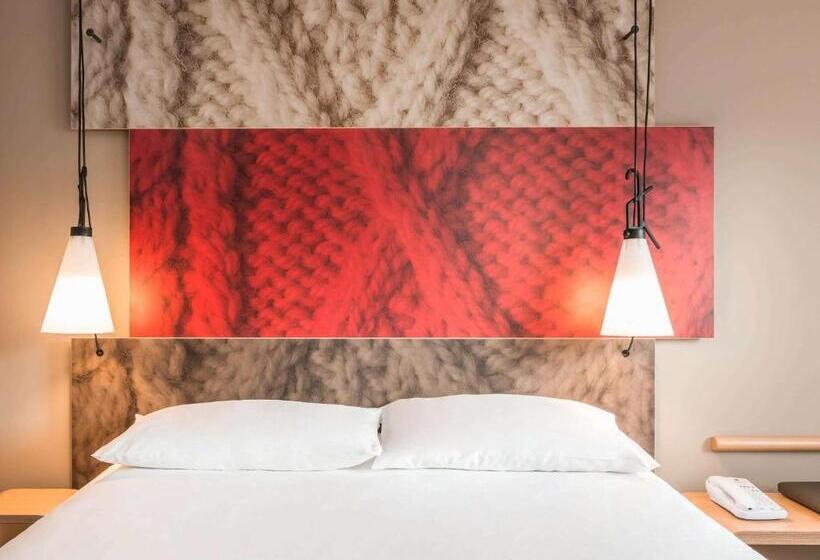 هتل Ibis Paris La Defense Courbevoie