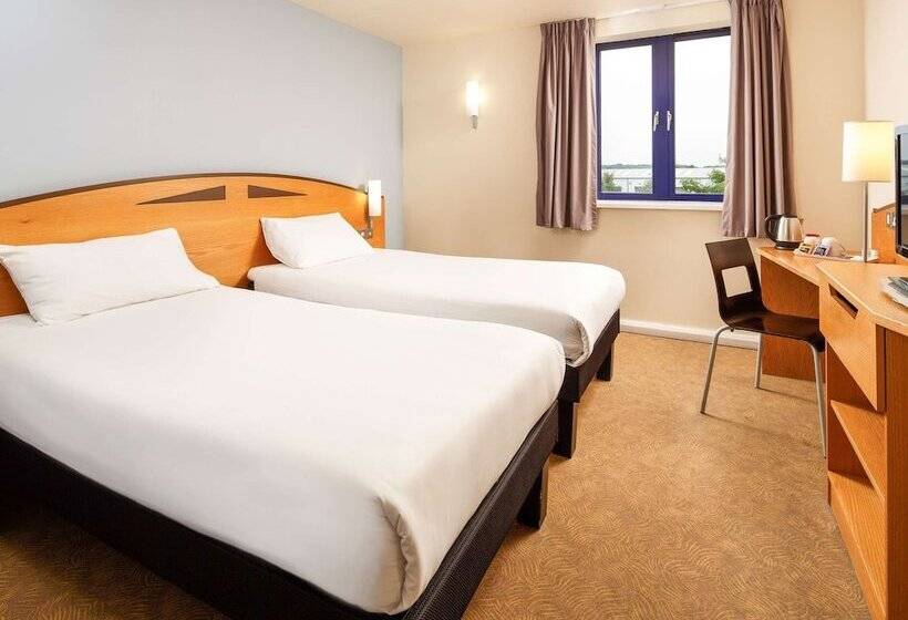 هتل Ibis Preston North