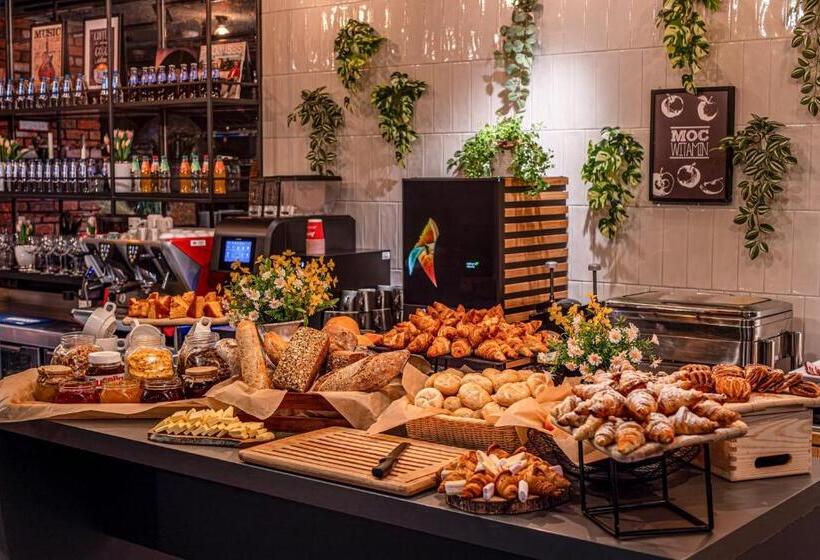 هتل Ibis Szczecin Centrum