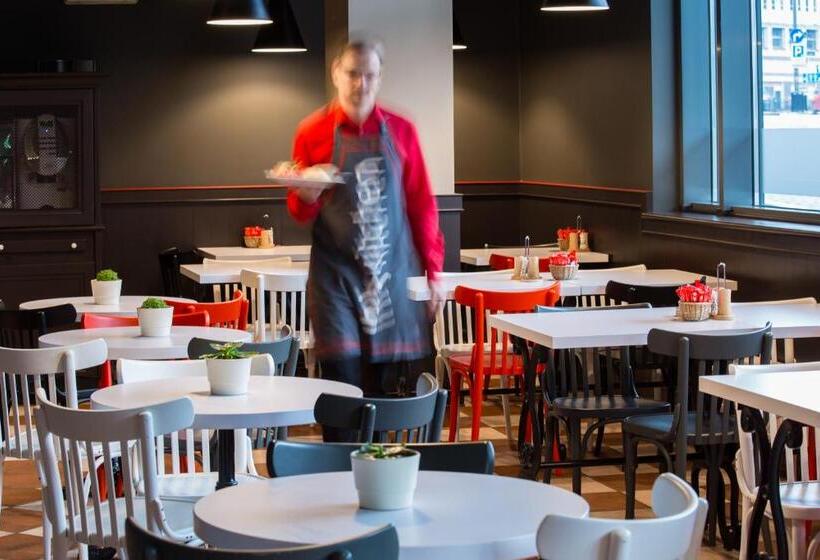 هتل Ibis Szczecin Centrum