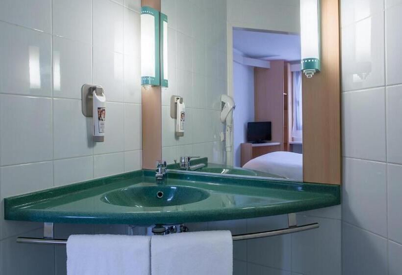 هتل Ibis Szczecin Centrum