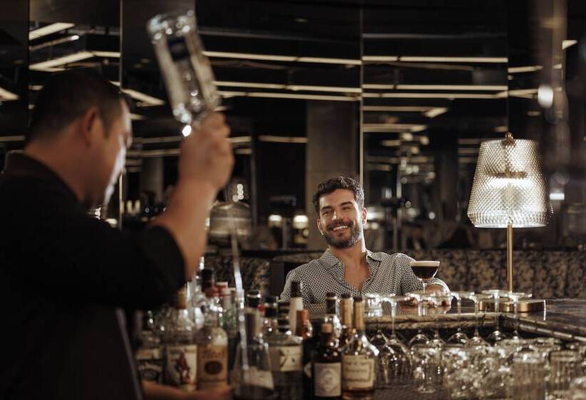 Fotos del hotel Jumeirah Emirates Towers:  2