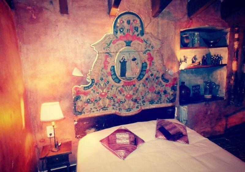 هتل Masia Sumidors