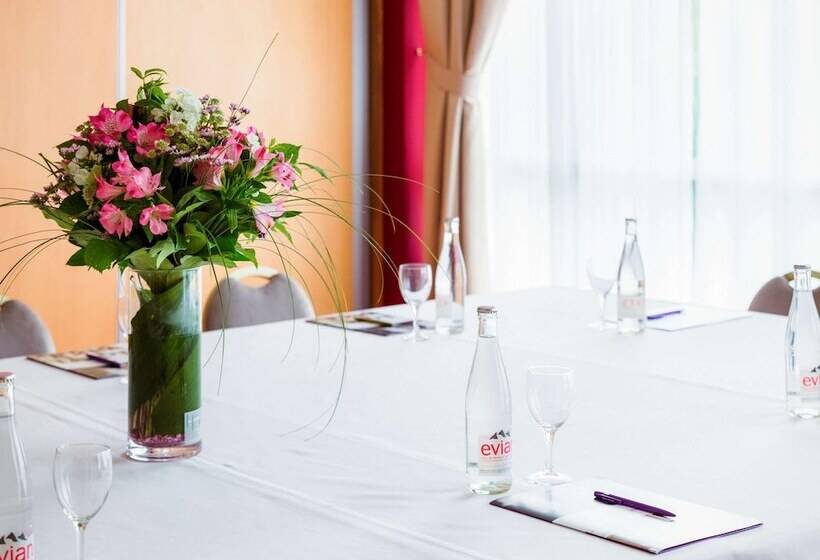 هتل Mercure Nevers Pont De Loire