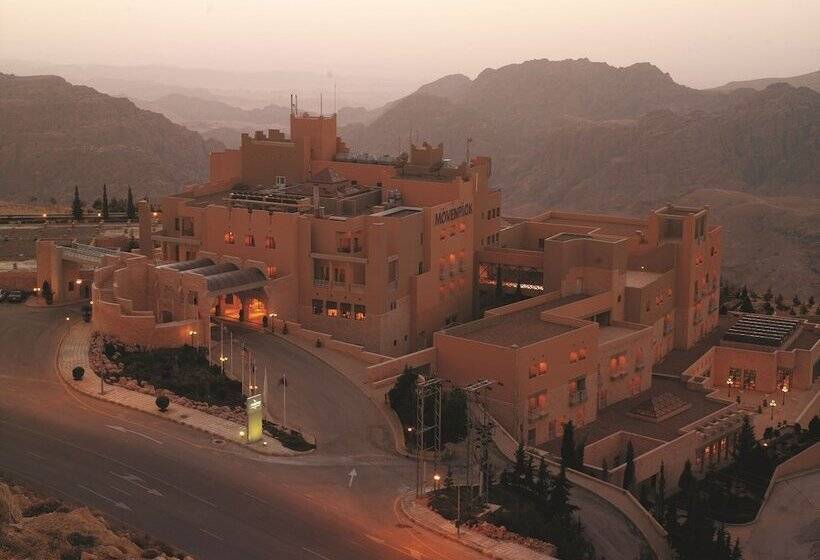 هتل Movenpick Nabatean Castle