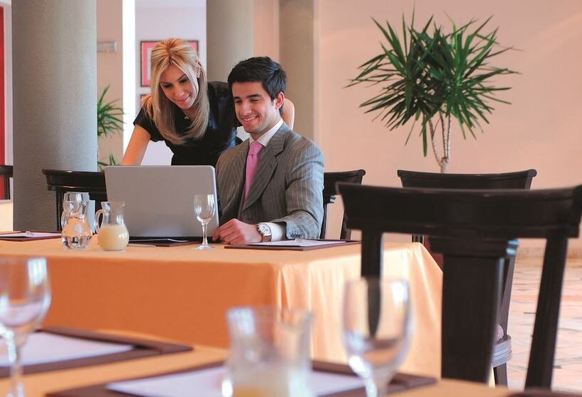 Fotos del hotel Movenpick Nabatean Castle:  16
