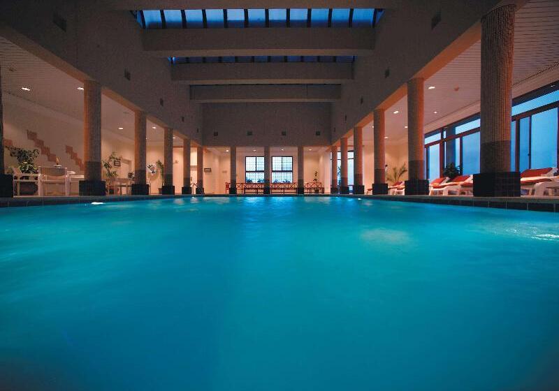 Fotos del hotel Movenpick Nabatean Castle:  7