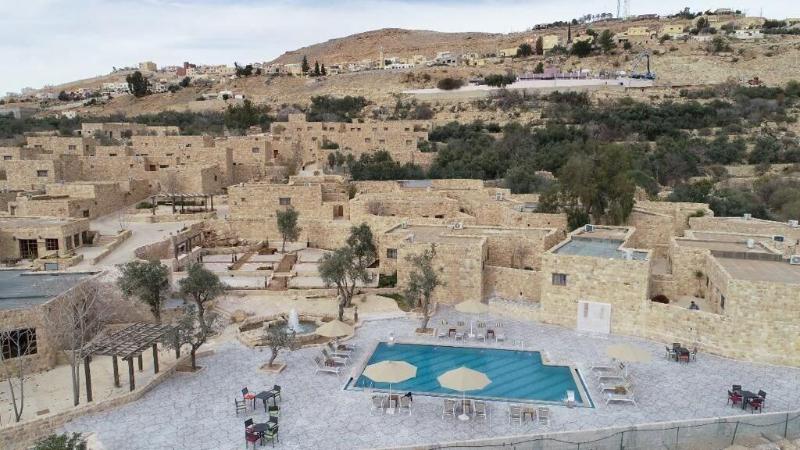 هتل Old Village Resort