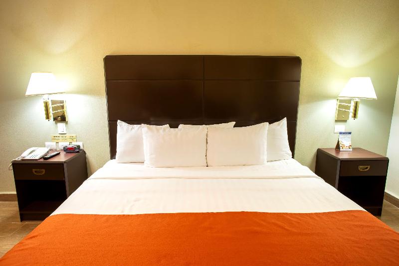 Fotos del hotel Plaza Calzada: 1 Fotos del hotel Plaza Calzada: 1