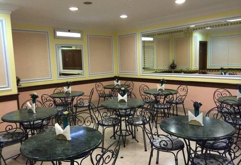 Fotos del hotel Principe Di Piemonte:  64