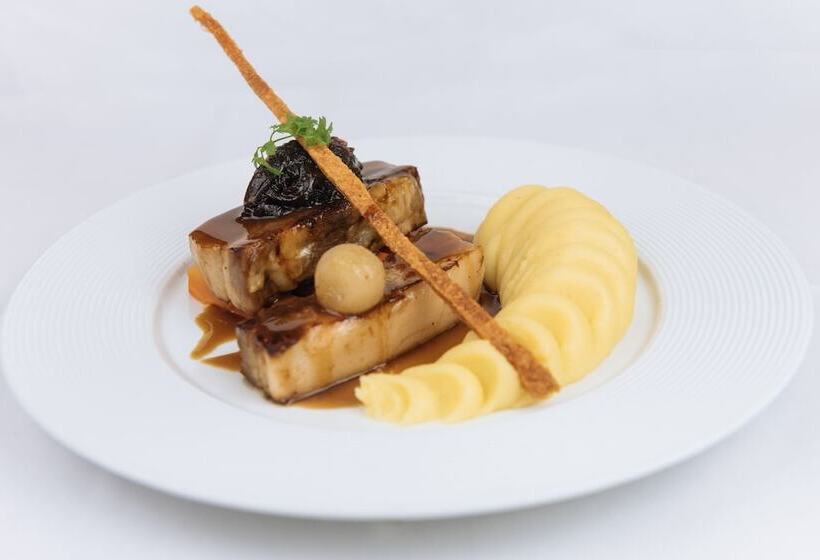 هتل Sofitel London Gatwick