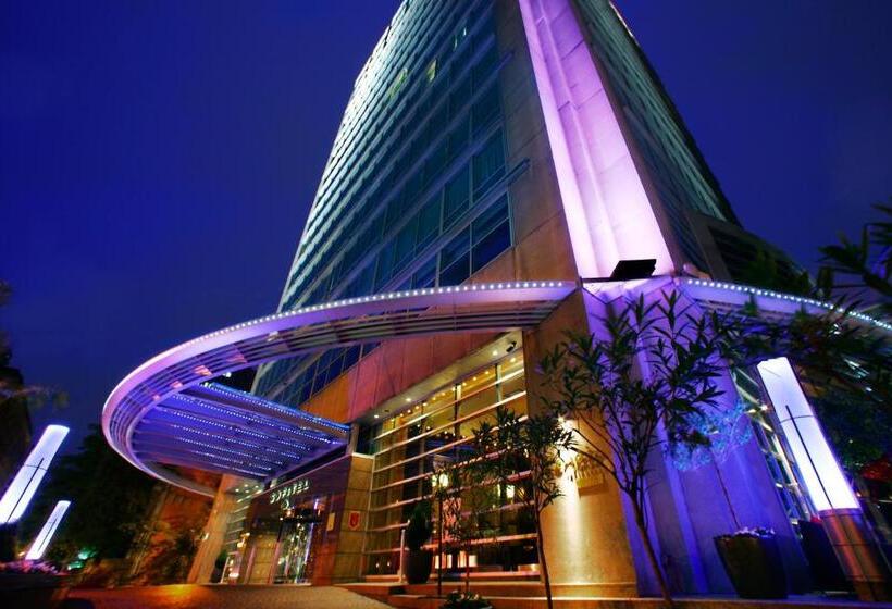 فندق Sofitel Montreal Golden Mile