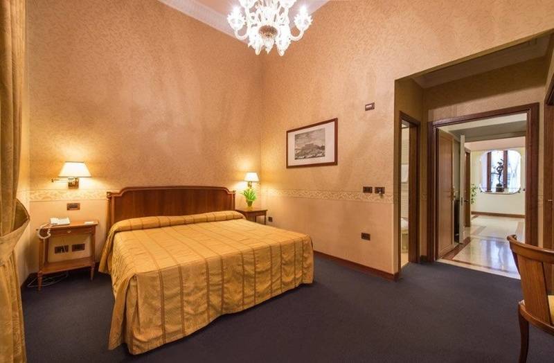 Fotos del hotel Strozzi Palace:  7