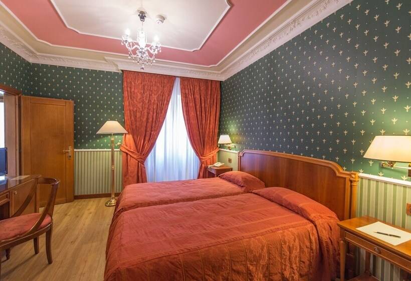 Fotos del hotel Strozzi Palace:  12