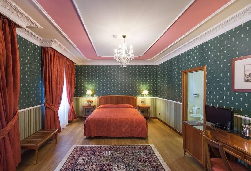 Fotos del hotel Strozzi Palace:  11