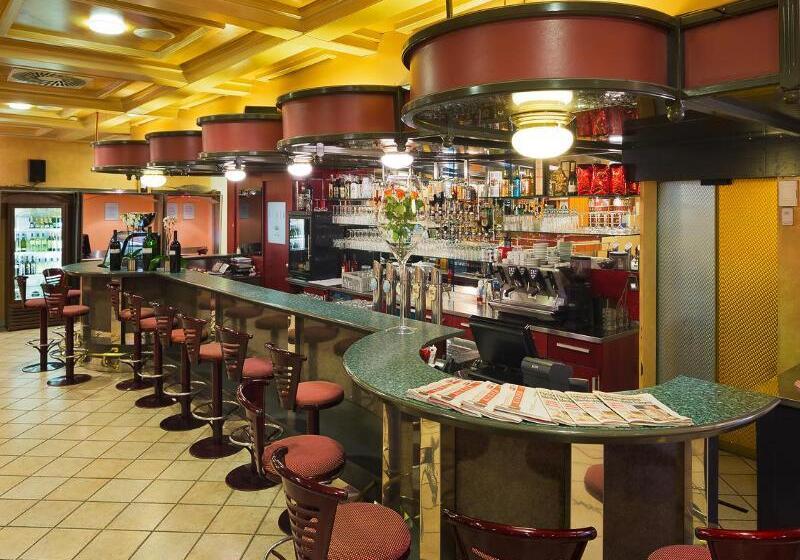 Fotos del hotel Vienna Sport:  27