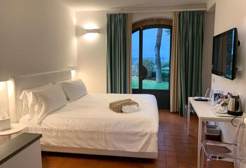 فندق Villa I Barronci Resort & Spa