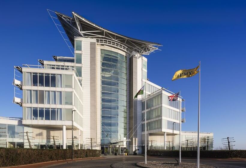 هتل Voco St. David S Cardiff, An Ihg