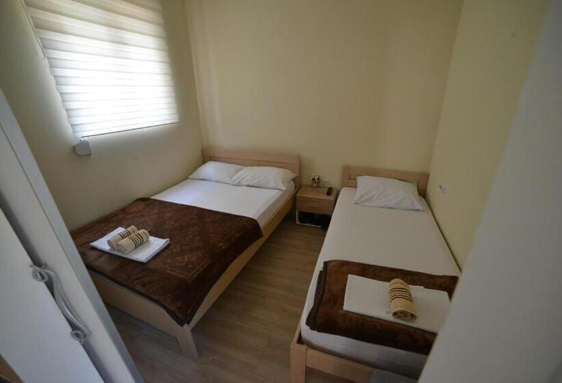 هاستل Apartmani Mv
