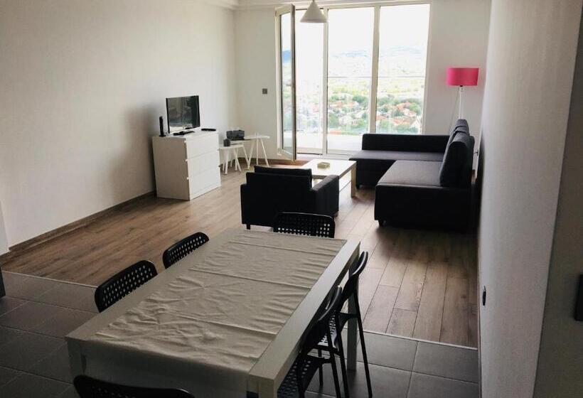 Mdm Sky Apartments