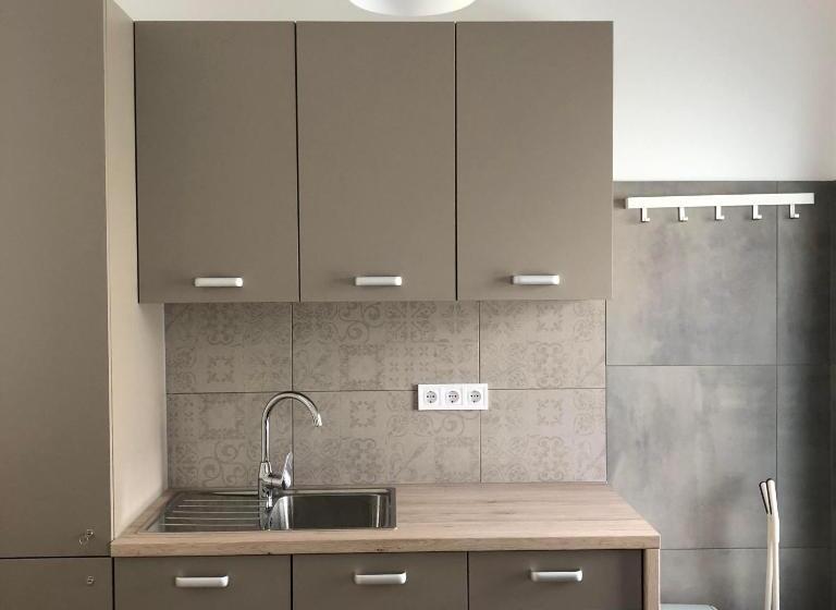 پانسیون Avas Apartman