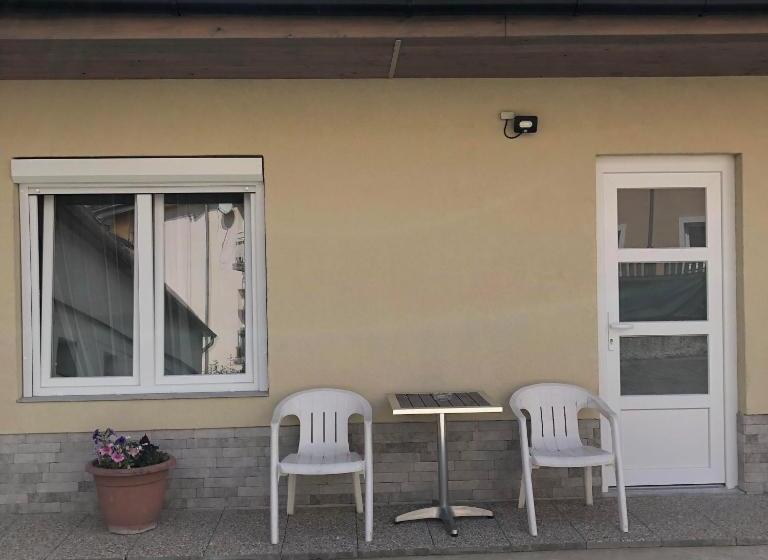 پانسیون Avas Apartman