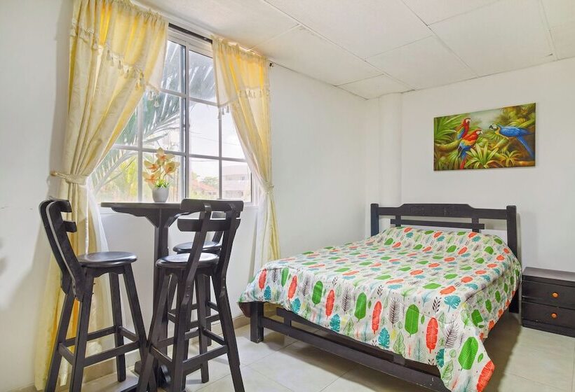 پانسیون Casa Hotel Nurandy